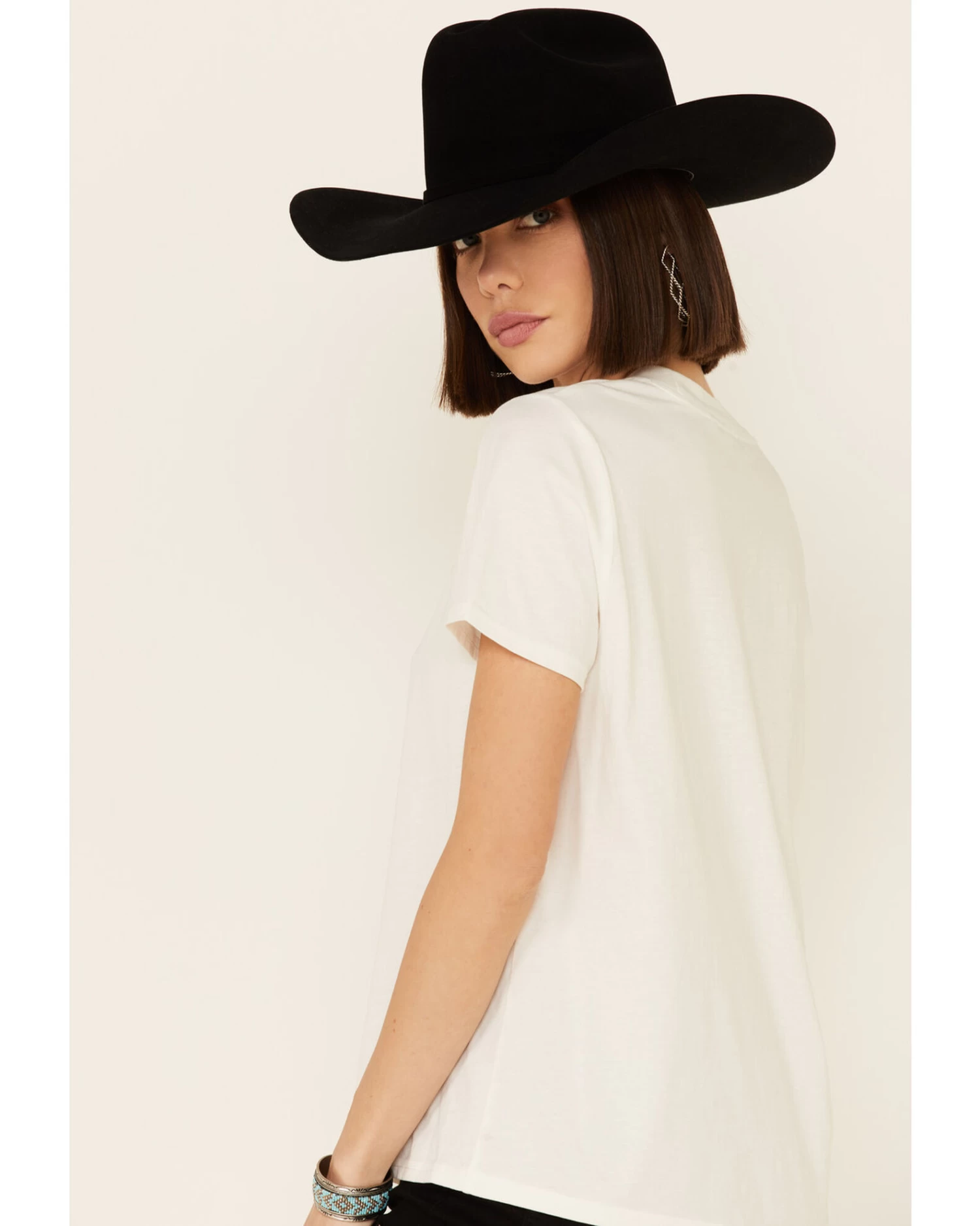 Wrangler Modern Women's Vintage Peace Sign Logo Graphic Tee 5 Wrangler Modern Women's Vintage Peace Sign Logo Graphic Tee - Image 5