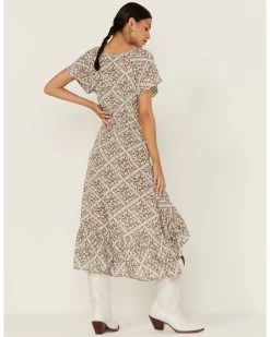 Wrangler Women's Floral Short Sleeve Surplice Wrap Dress -Western Chic Shop 2000357234 343 P3