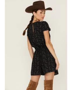Beyond The Radar Women's Black Ditsy Floral Print Romper  -Western Chic Shop 2000365051 001 P3