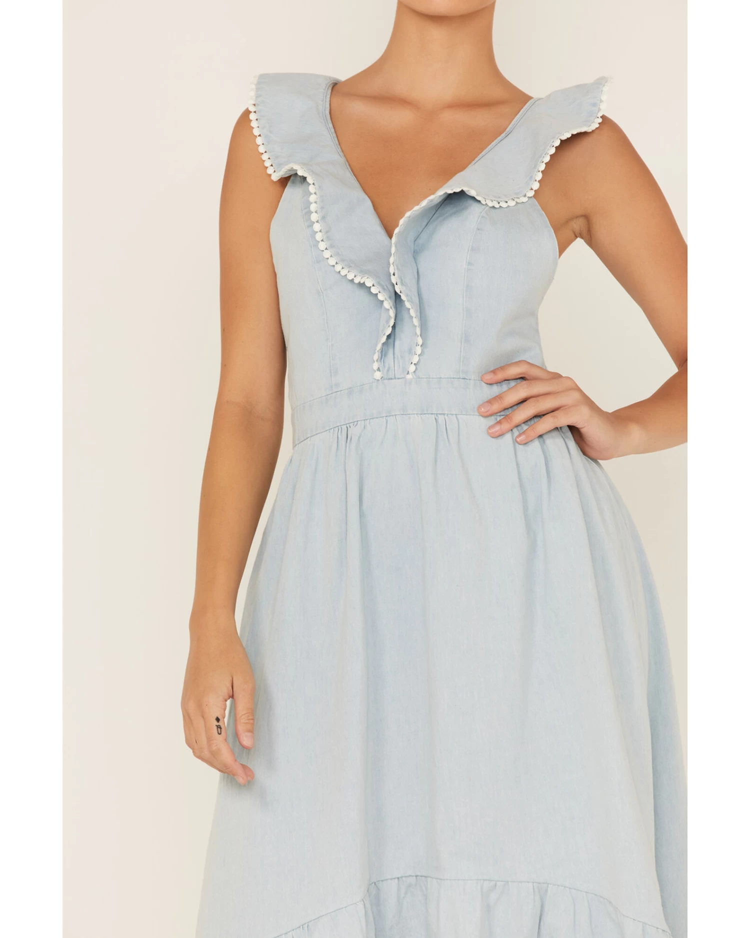 Molly Bracken Women's Ruffle Trim Cross Back Maxi Dress 3 Molly Bracken Women's Ruffle Trim Cross Back Maxi Dress - Image 3