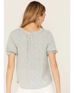 Jolt Women's Ditsy Floral Print Short Puff Sleeve Ruffle Shirt 7 Jolt Women's Ditsy Floral Print Short Puff Sleeve Ruffle Shirt -Western Chic Shop 2000371506 341 P4