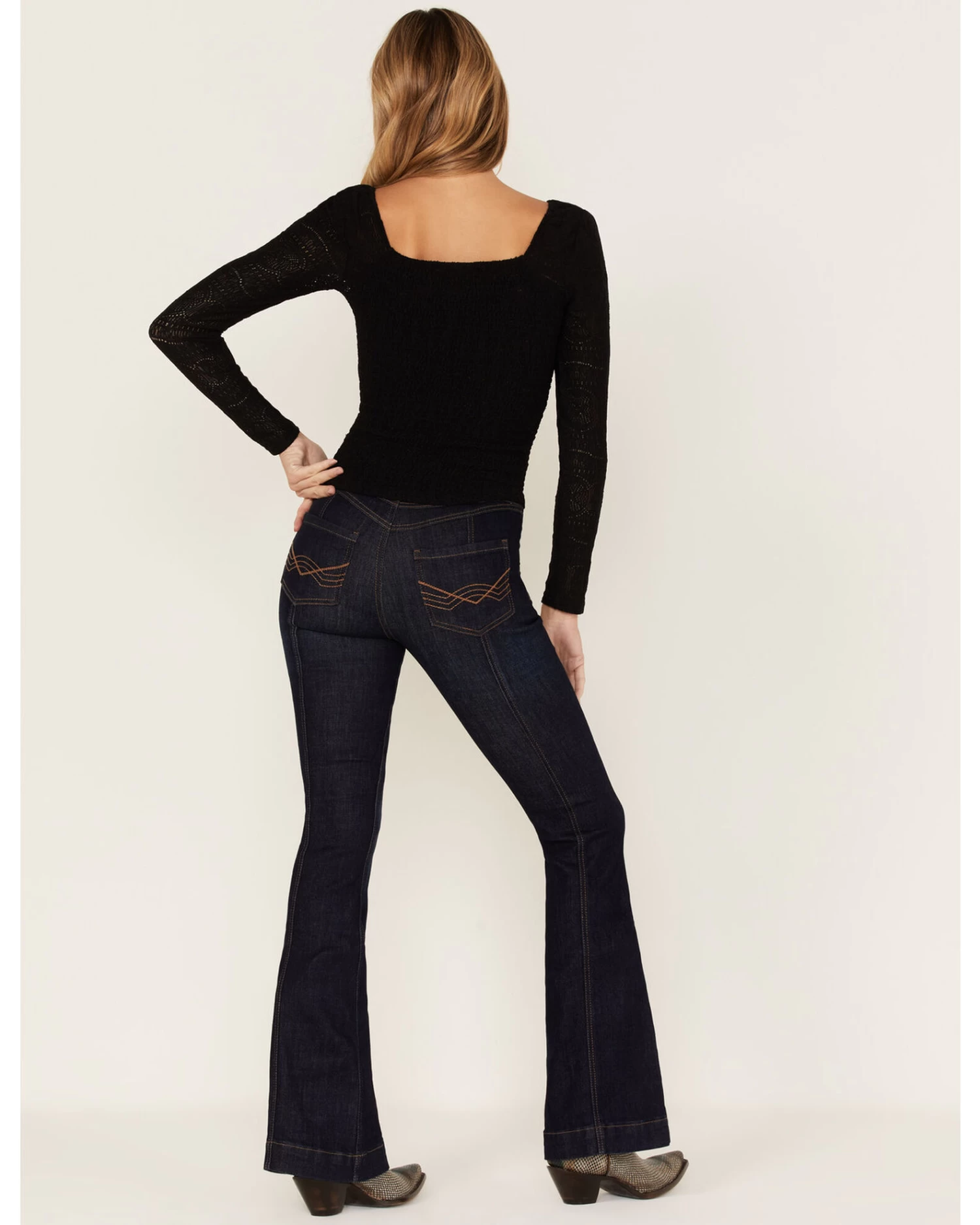 Idyllwind Women's Hillsboro Dark Wash High Rise Seamed Outlaw Flare Jeans 3 Idyllwind Women's Hillsboro Dark Wash High Rise Seamed Outlaw Flare Jeans - Image 3