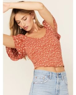 Beyond The Radar Women's Floral Print Smocked Top -Western Chic Shop 2000375602 220 P4