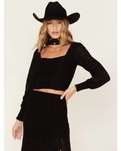 Idyllwind Women's Dallas Smocked Lace Crop Top