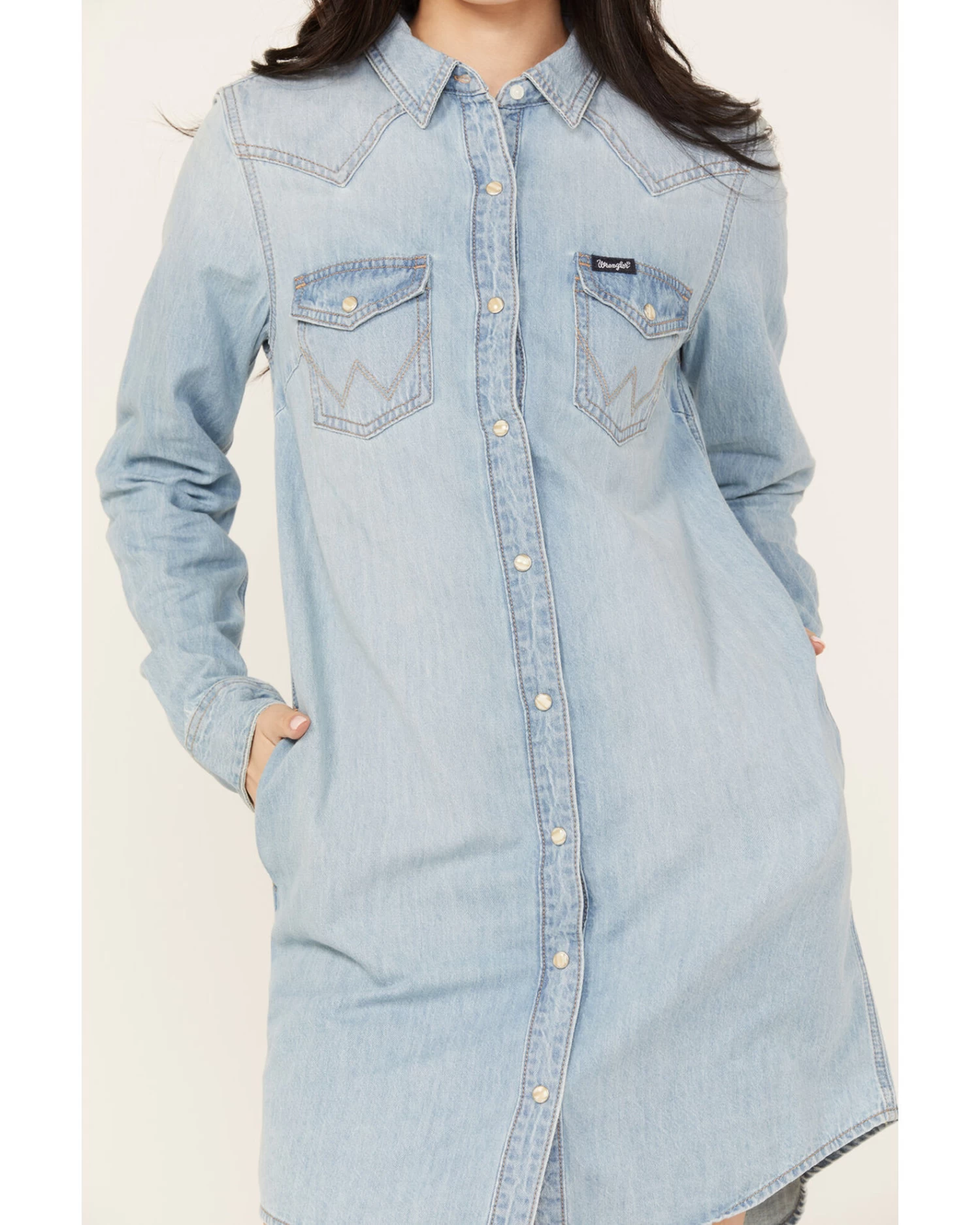 Wrangler Retro Women's Light Wash Denim Shirt Dress 4 Wrangler Retro Women's Light Wash Denim Shirt Dress - Image 4