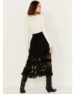 Shyanne Women's Diamond Embroidered Mesh Skirt 7 Shyanne Women's Diamond Embroidered Mesh Skirt -Western Chic Shop 2000386670 001 P4